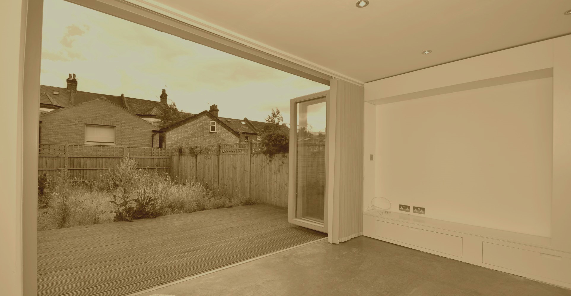 Slider, Glaziers in Staines-upon-Thames, Egham Hythe, TW18
